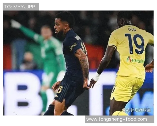 世界杯巴萨大胜尤文点球大战引发争议判罚全场沸腾