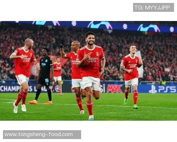 欧冠激战本菲卡与波尔图战成平局历史冷门瞬间引发全场热议